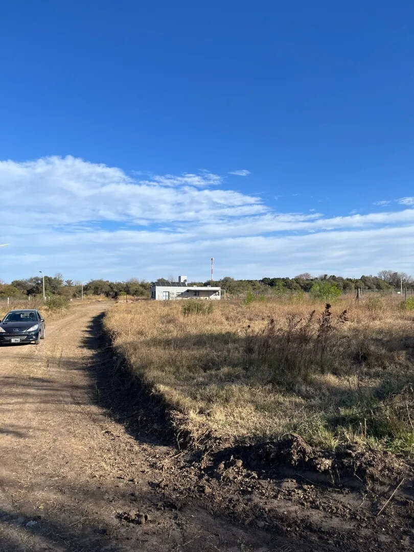 Lote 438m2 En Soles Serranos 3 - 11