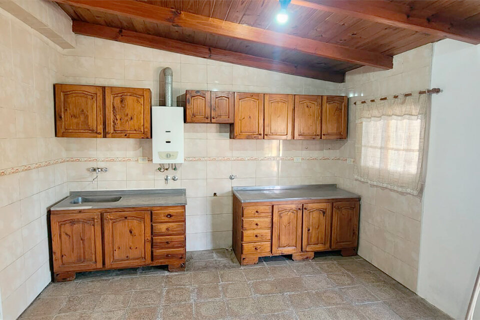 HERMOSA CASA 3 DORMITORIOS CON PILETA EN PUEBLO ESTHER - 7