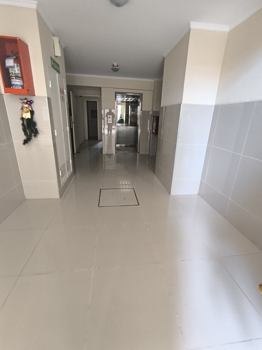 VENTA Departamento de 3 dormitorios, con COCHERA B° Villa Sol - 2