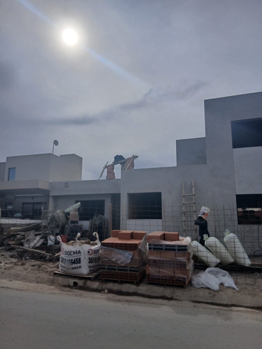 DUPLEX DE 2 DORMITORIOS EN DOCTA AVENIDA 2 - Imagen 7