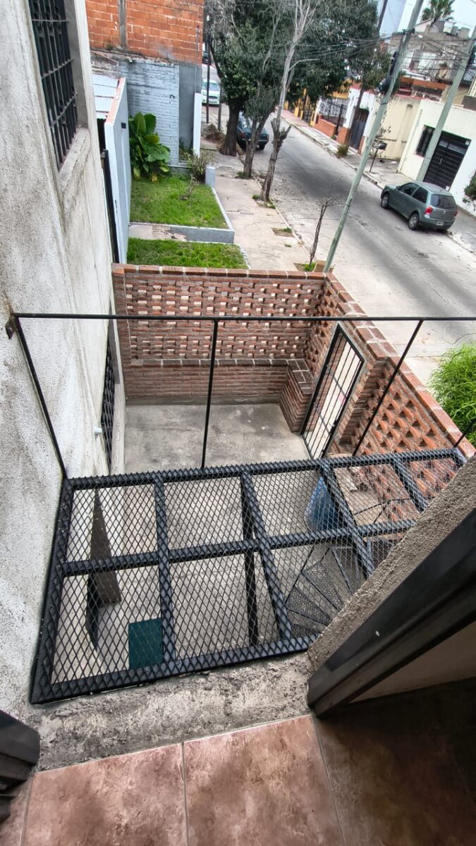 Casa 2 Dorm. + Dpto Independiente + Gran Taller | OBSERVATORIO | Ideal Vivienda e Inversión - Imagen 9