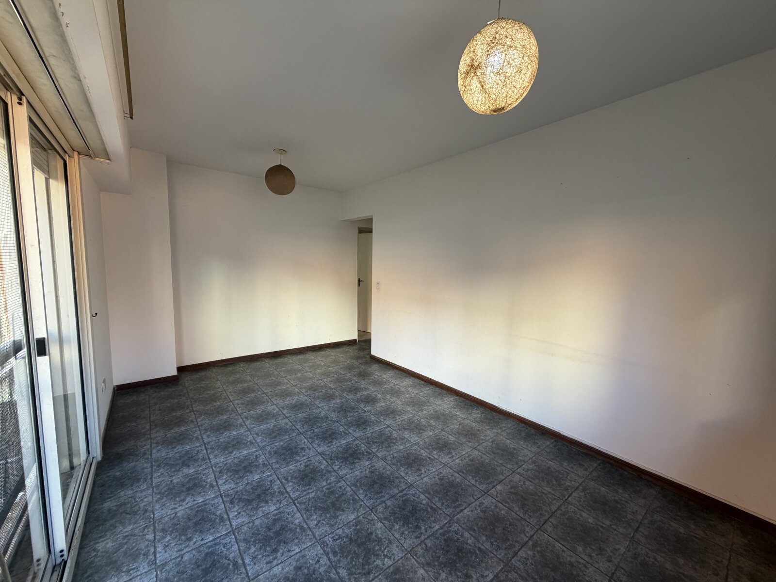 DEPARTAMENTO 2 AMB CON COCHERA EN ALQUILER - RAMOS MEJIA CENTRO - 6