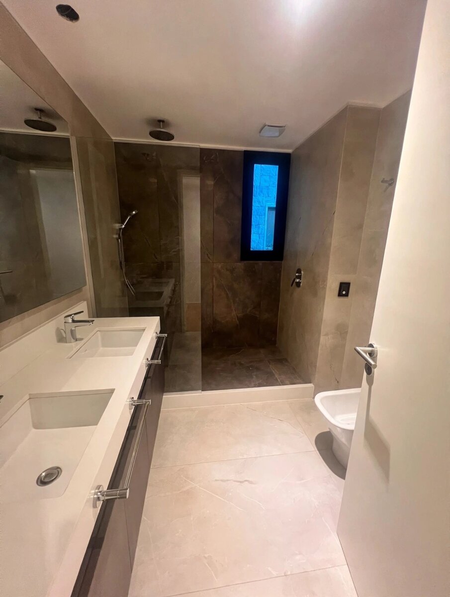 Excelente depto en condominio de diseño - 14