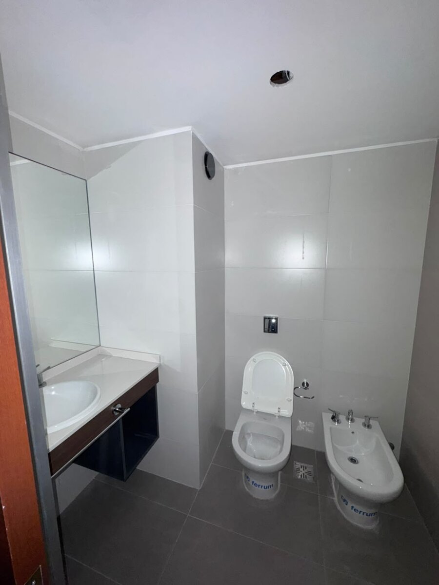 Av. Francia 269 Bis - Torre Arenales - 18