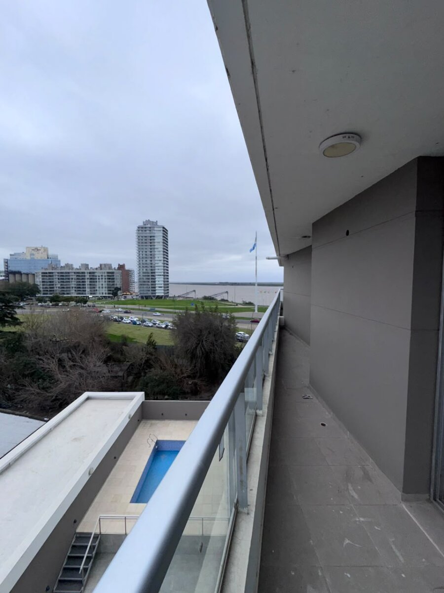 Av. Francia 269 Bis - Torre Arenales - 16
