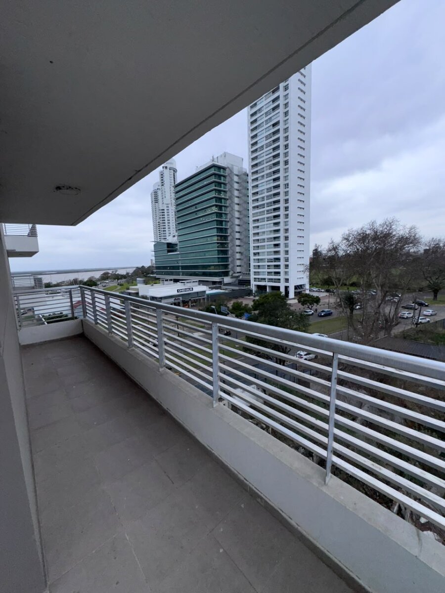 Av. Francia 269 Bis - Torre Arenales - 20