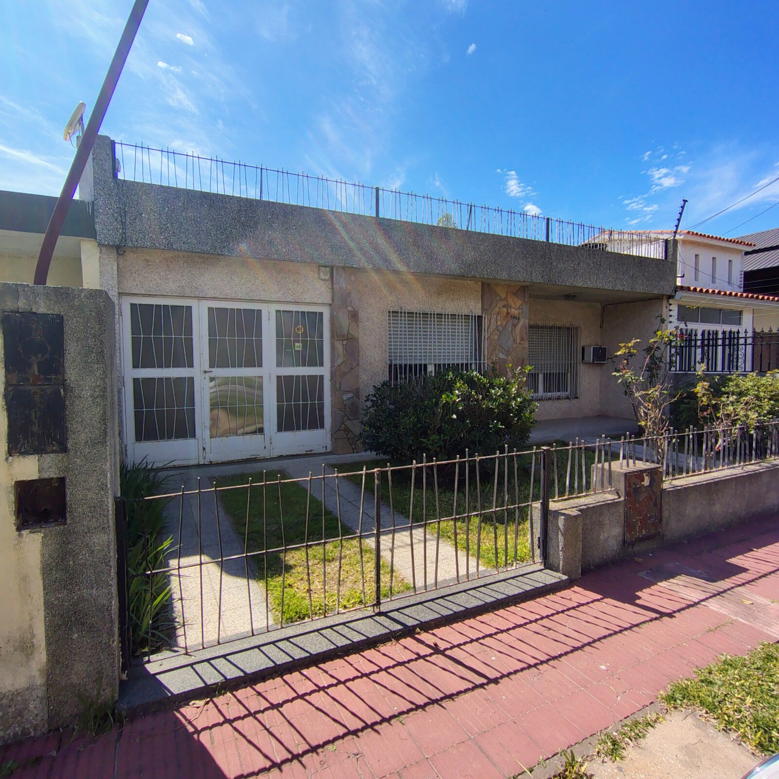 Alquiler disponible en Octubre Lomas de Alberdi - 1