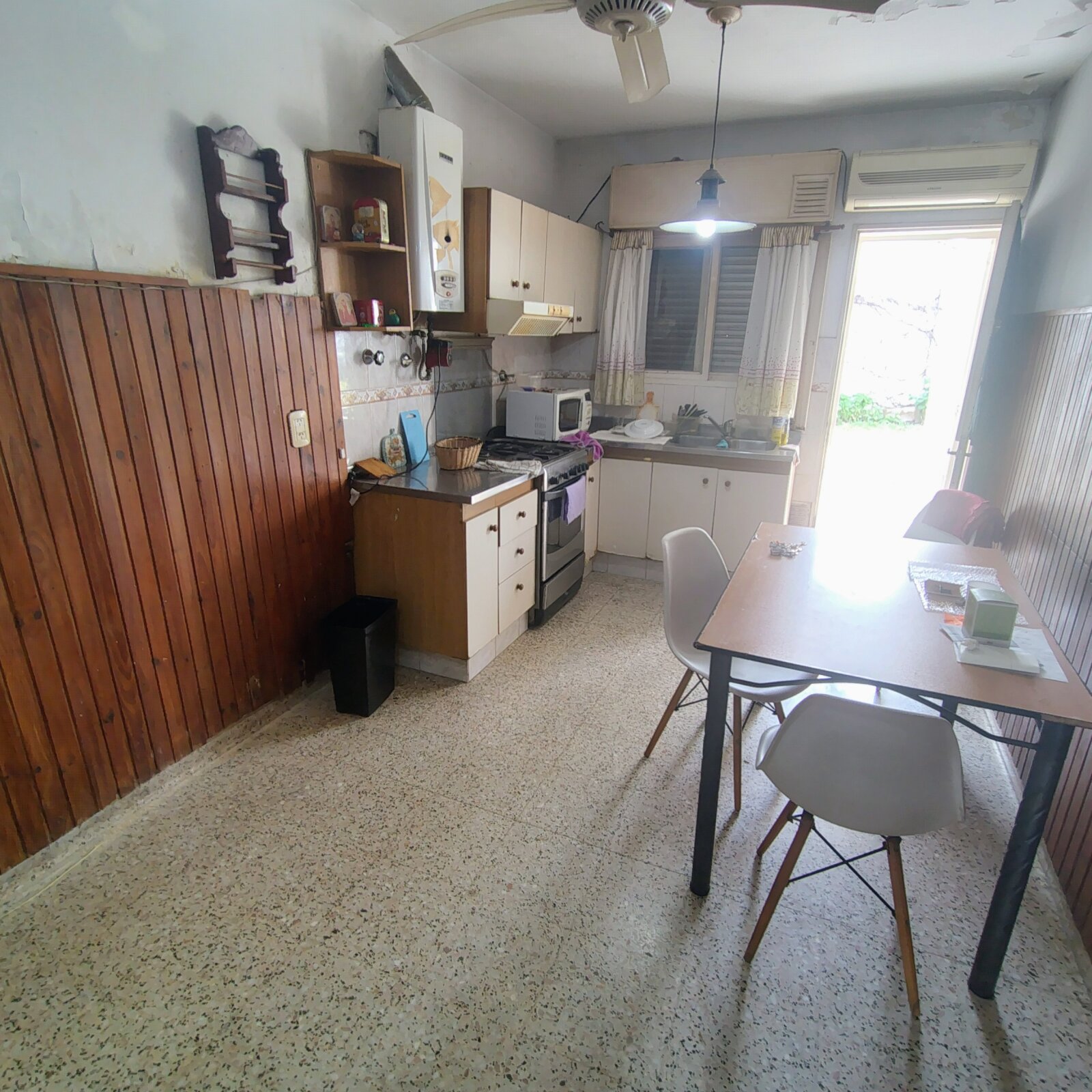 Alquiler disponible en Octubre Lomas de Alberdi - 3