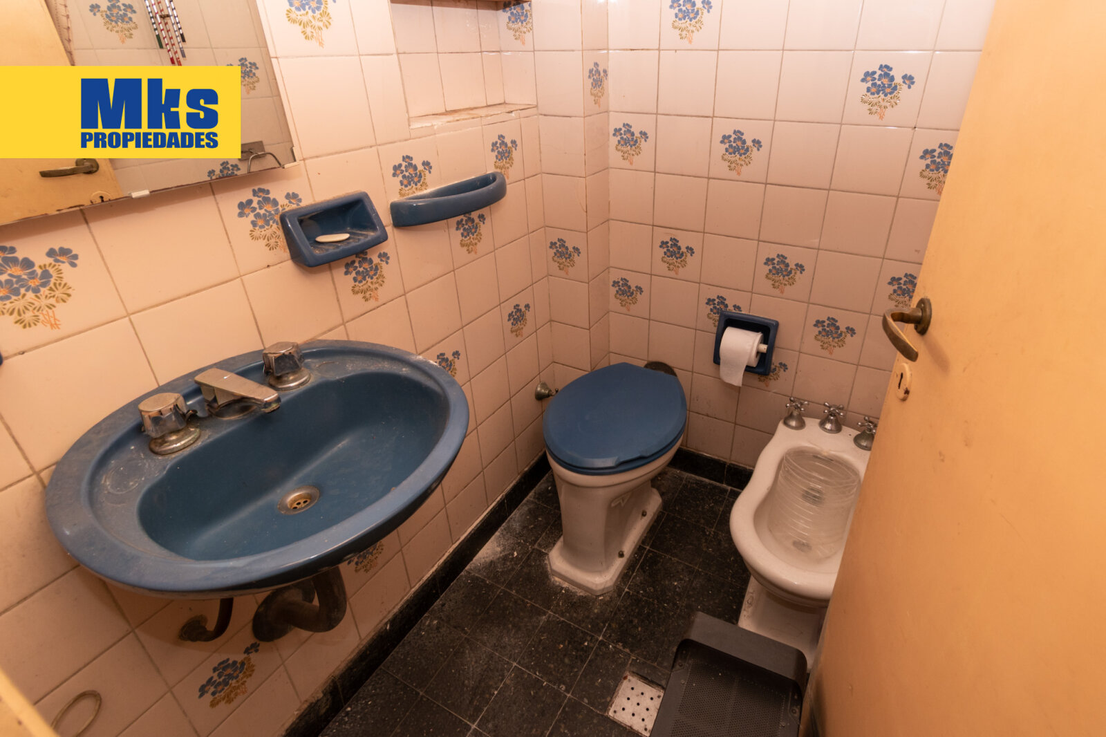Venta casa en lote propio - dos plantas, terraza y cochera. - 7