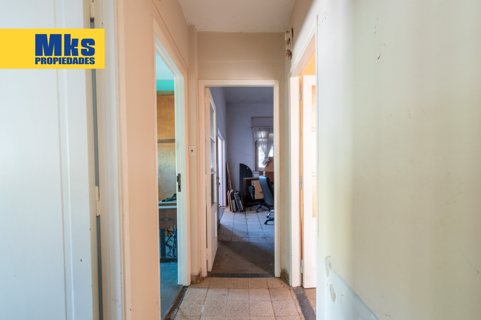 Venta casa en lote propio - dos plantas, terraza y cochera. - 32