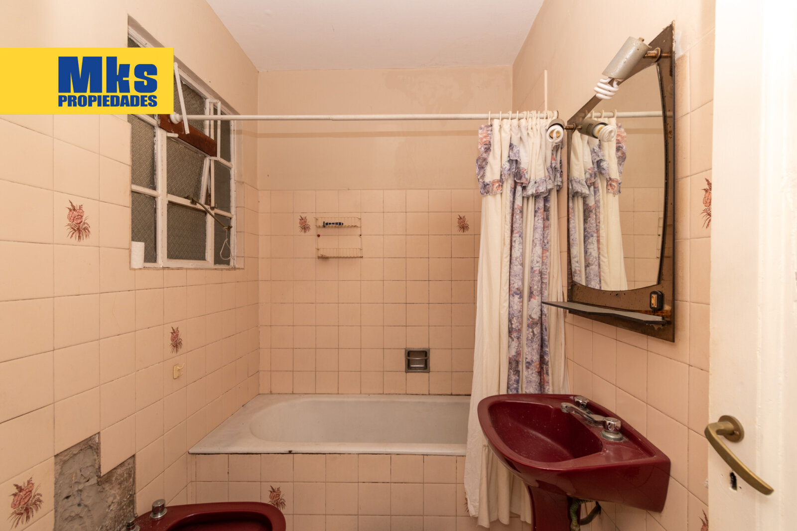 Venta casa en lote propio - dos plantas, terraza y cochera. - 21