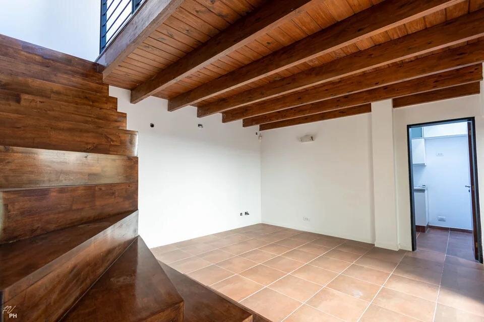 Impecable casa Hipolito Yrigoyen 900, ideal familia o instituciones - 3