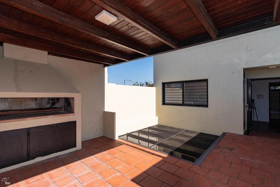 Impecable casa Hipolito Yrigoyen 900, ideal familia o instituciones - 31