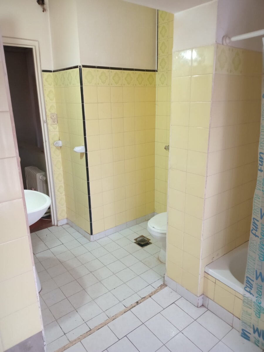 Sólida Casa de 224 m² en Dos Plantas – Estilo Patagónico sobre Ruta 40, El Maitén - 16