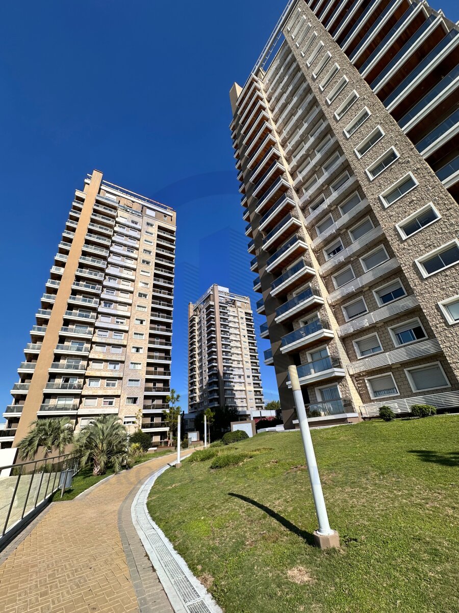 SE ALQUILA DPTO. PISO 16 + COCHERA TERRAFORTE I