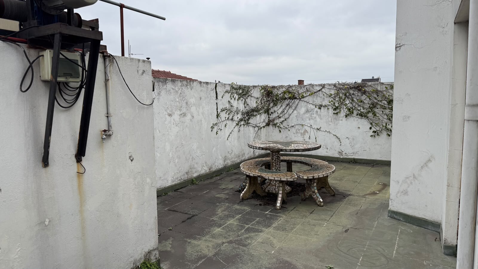 VENTA CASA 3 AMBIENTES A RECICLAR, CON GALPON EN RAMOS MEJIA - 9
