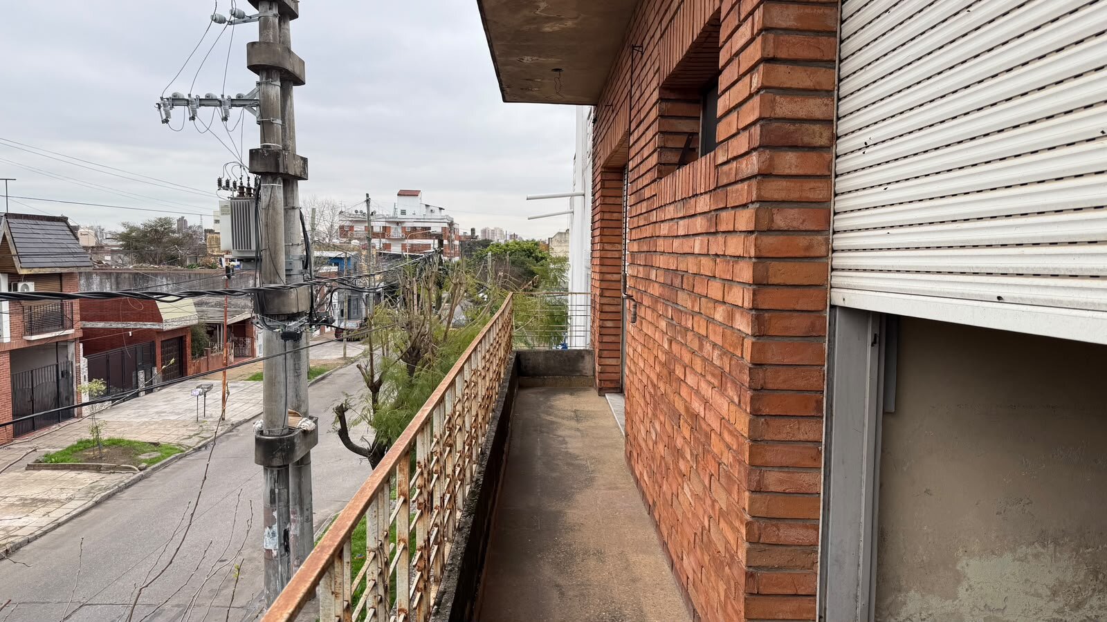 VENTA CASA 3 AMBIENTES A RECICLAR, CON GALPON EN RAMOS MEJIA - 18