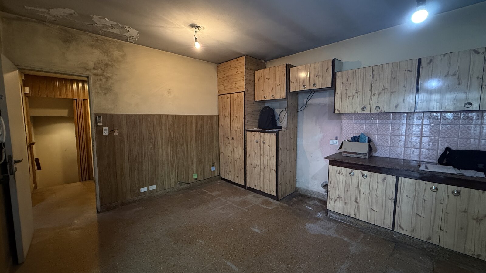 VENTA CASA 3 AMBIENTES A RECICLAR, CON GALPON EN RAMOS MEJIA - 7
