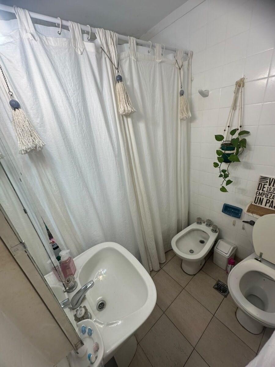 3 AMBIENTES CON COCHERA Y BALCON - RECOLETA - 12