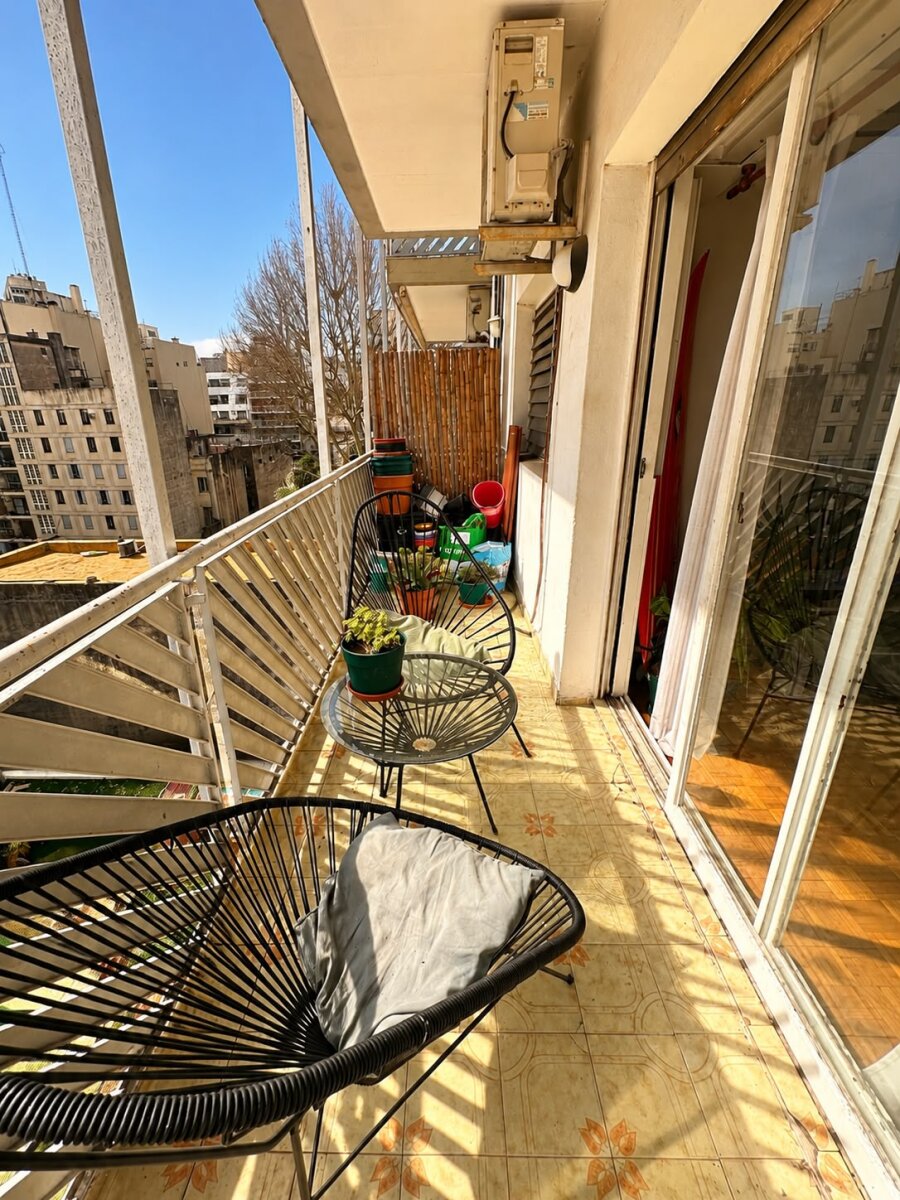 3 AMBIENTES CON COCHERA Y BALCON - RECOLETA - 7