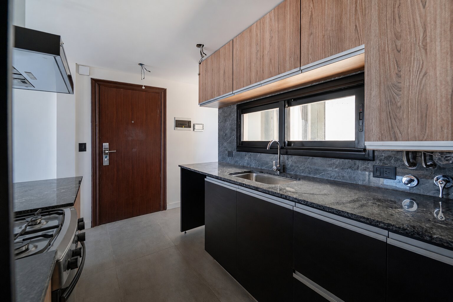 Departamento Semipiso 2 Ambientes con Cochera y Baulera,, -Zona Güemes - 3