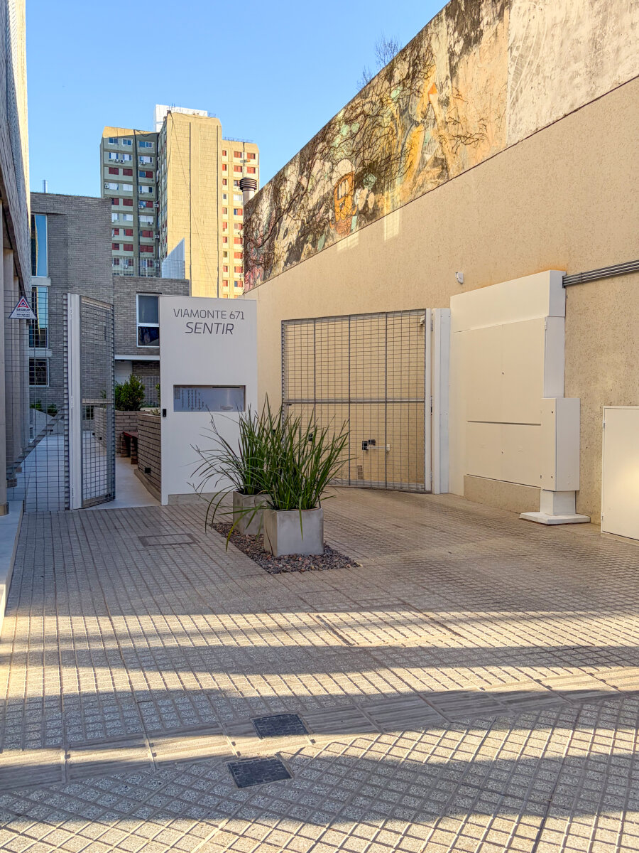 VENTA DPTO 1 DORM- VIAMONTE 671- COMPLEJO SENTIR - 1