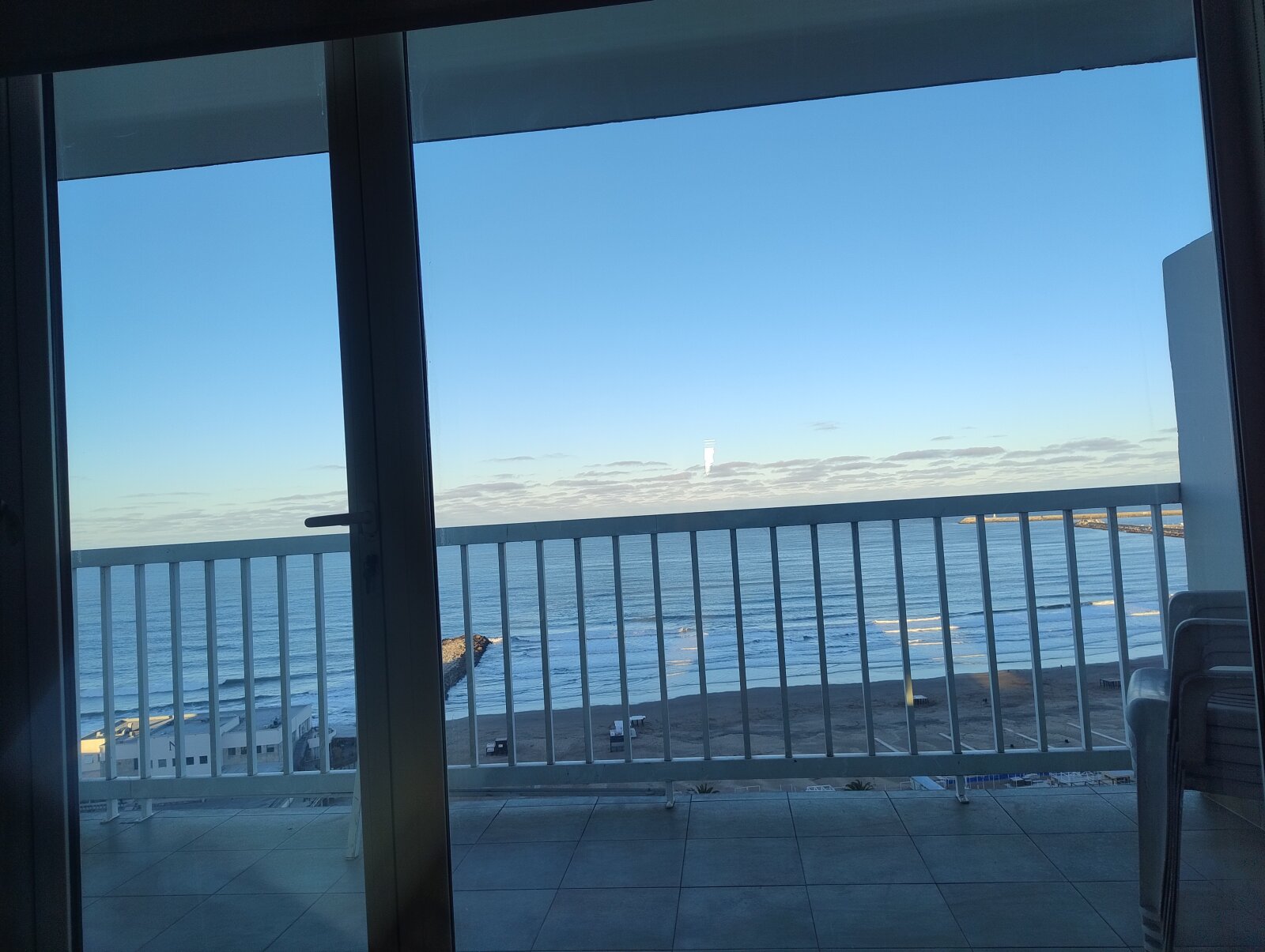 Alquiler Departamento 3 amb con balcón y cochera Playa Grande - 4