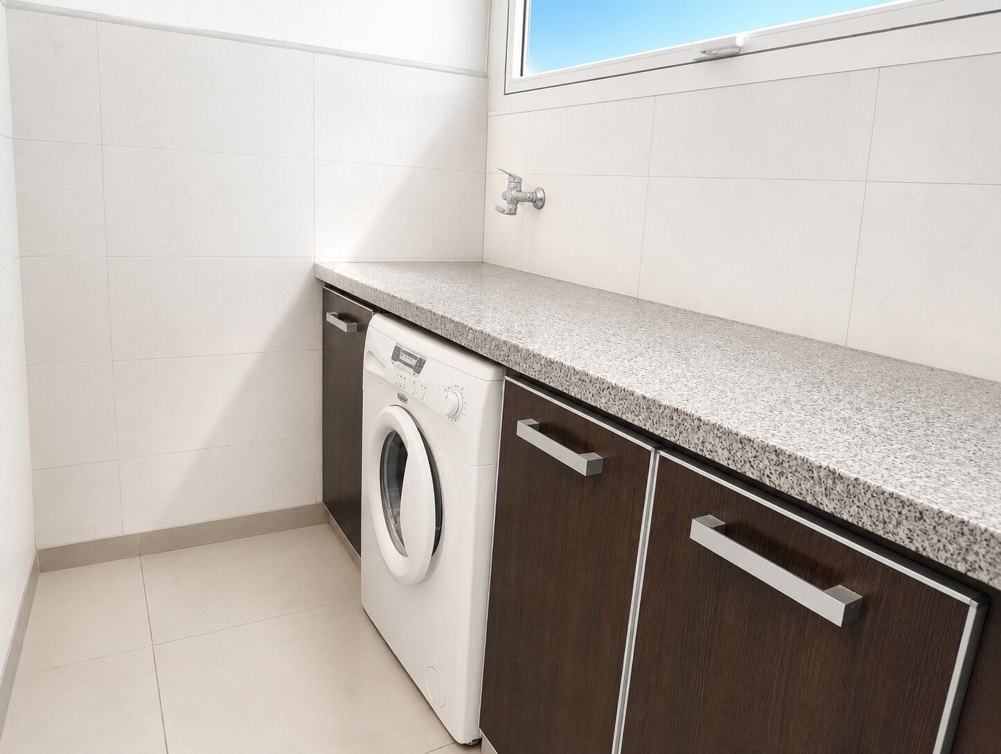 Alquiler Departamento 3 amb con balcón y cochera Playa Grande - 24