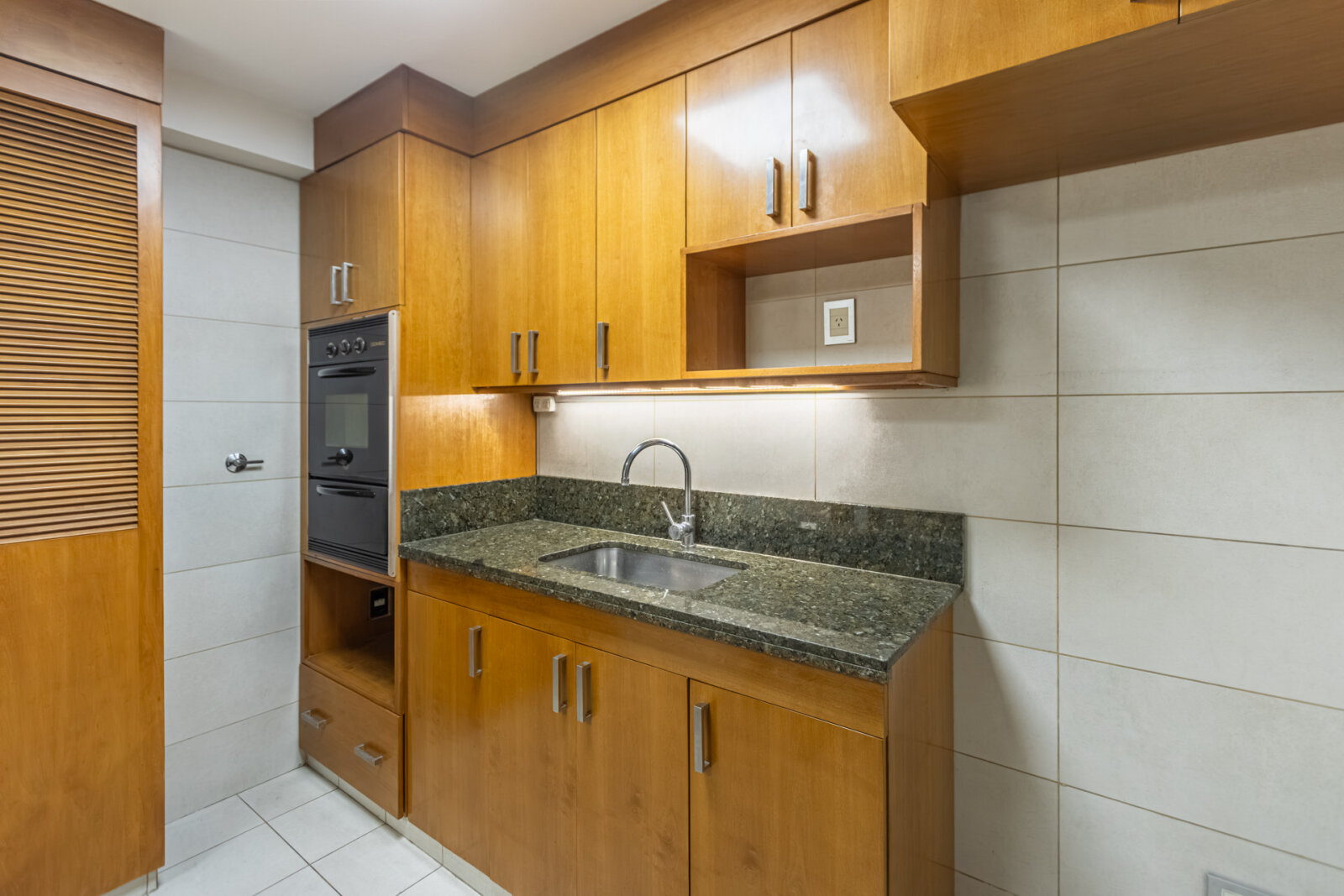 Venta - Cuatro ambientes mas dependencia - Balcon terraza - 15
