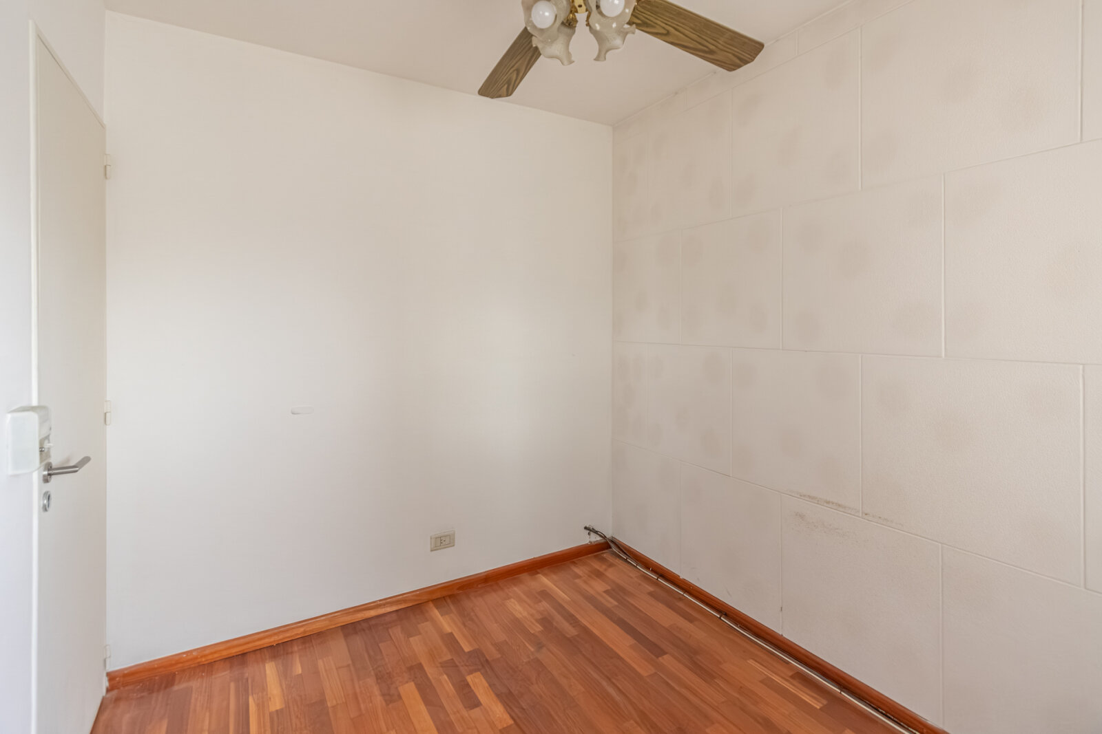 Venta - Cuatro ambientes mas dependencia - Balcon terraza - 27