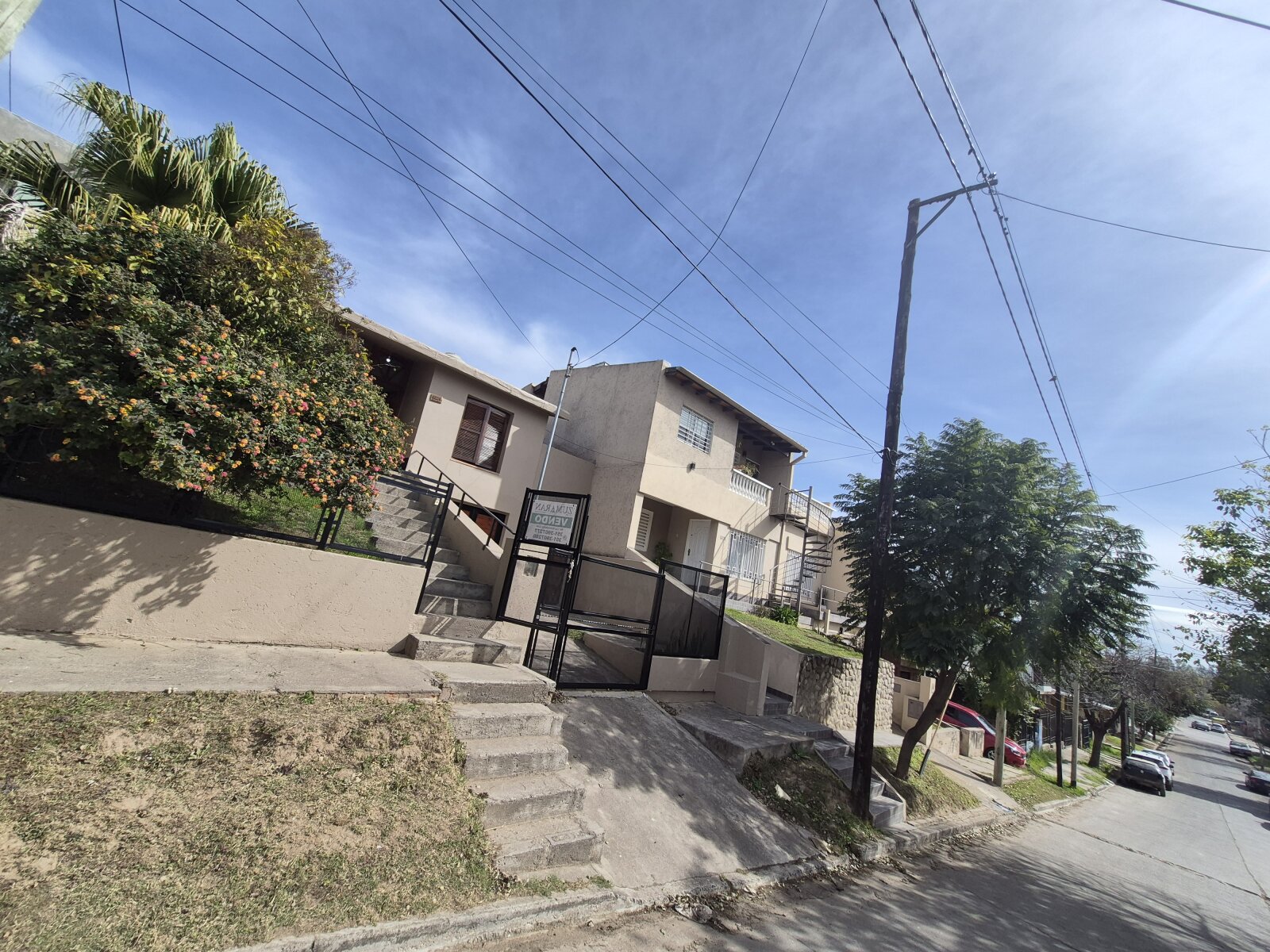 CASA EN VENTA. BARRIO SAN IGNACIO. A MTS DE AV. COLON - 6