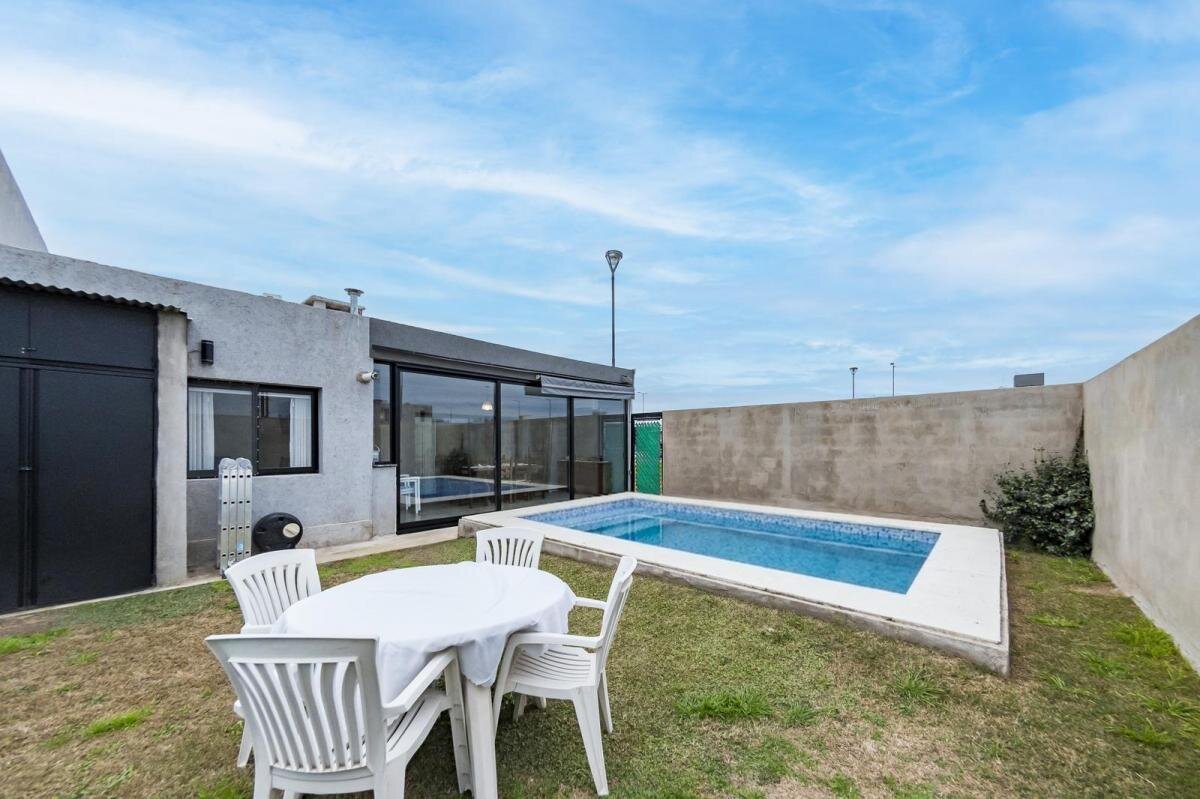 VENTA CASA 2 DORMITORIOS CON PILETA EN DOCTA ETAPA 2 - Imagen 30