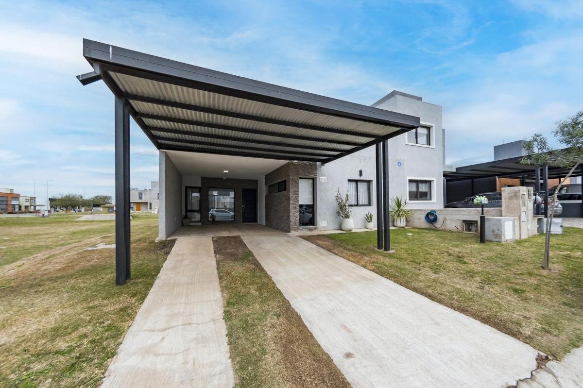 VENTA CASA 2 DORMITORIOS CON PILETA EN DOCTA ETAPA 2 - Imagen 32
