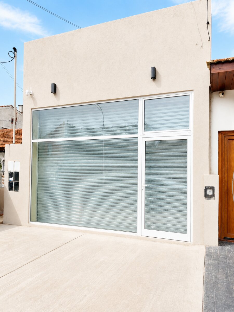 Local en alquiler 28mts. en Strobel 5500 - 1