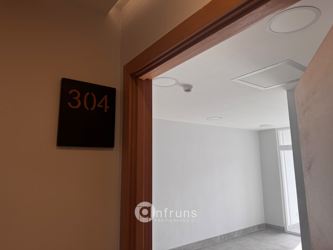 Local Comercial en Venta en Coyhaique | 1 Dormitorio | 1 Baño | 33 m² | UF 22 - 2
