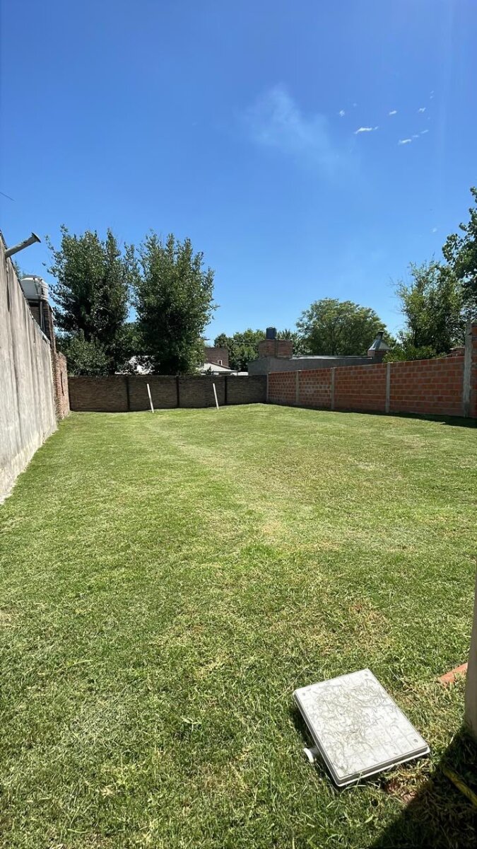 Casa en venta- calle Esquiu 2188-Funes - 3