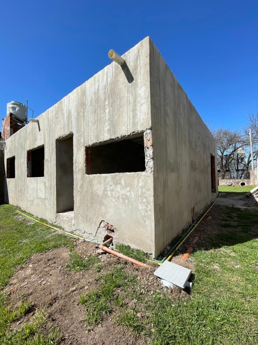 Casa en venta- calle Esquiu 2188-Funes - 8