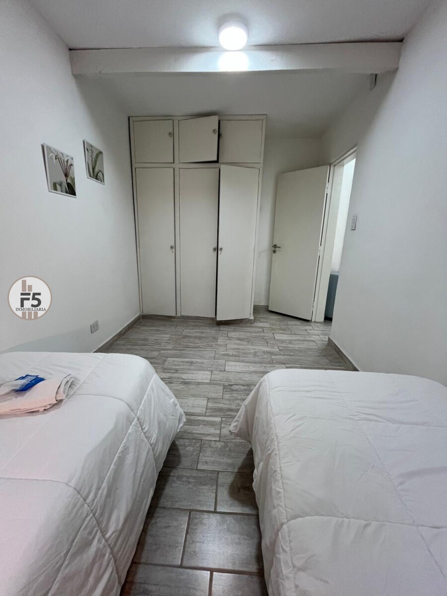 Venta de Casa amoblada en el centro de Rio Ceballos - Imagen 11