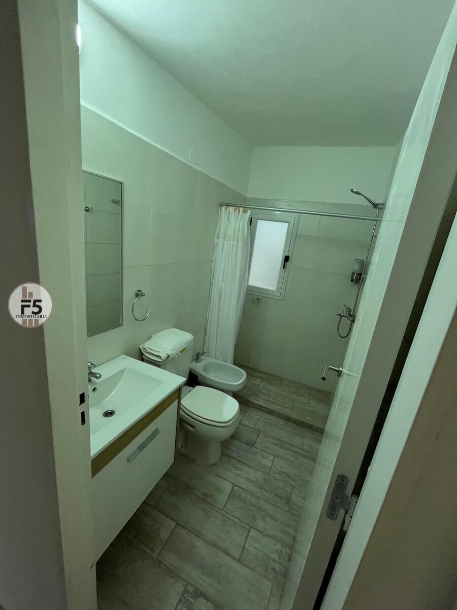 Venta de Casa amoblada en el centro de Rio Ceballos - Imagen 15