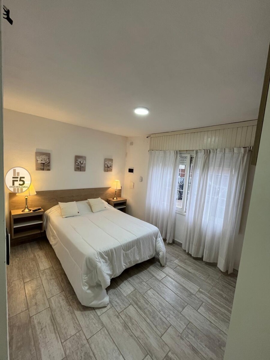 Venta de Casa amoblada en el centro de Rio Ceballos - Imagen 8