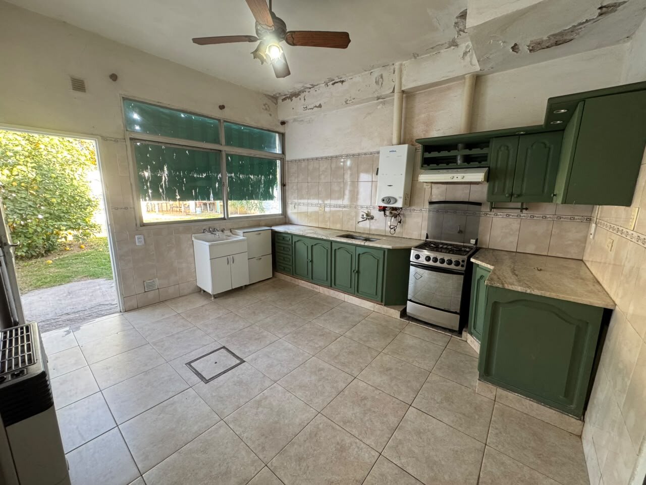 VENDO CASA EN PARQUE LICEO - Imagen 7