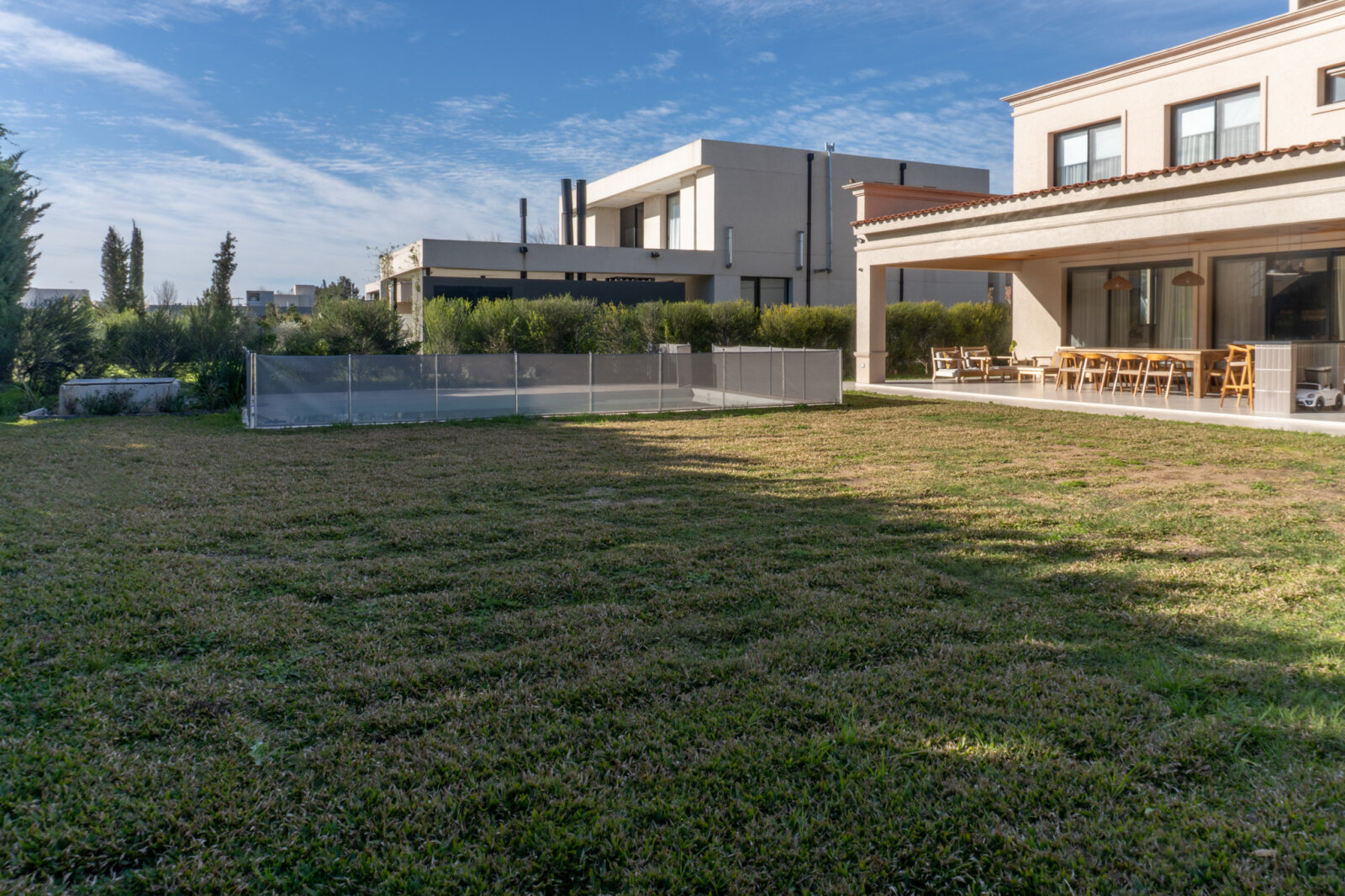 Casa de 3 dormitorios moderna en PUERTO ROLDÁN - 19