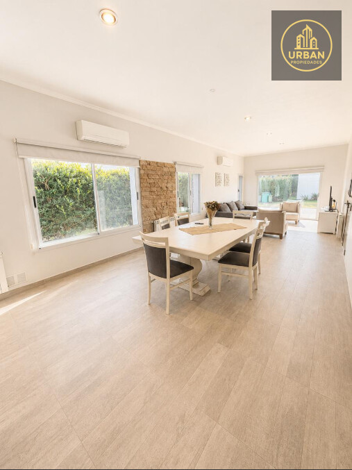 Venta Casa Miraflores, Funes — foto 10
