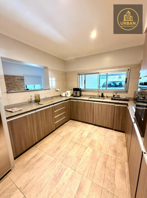 Venta Casa Miraflores, Funes — foto 9