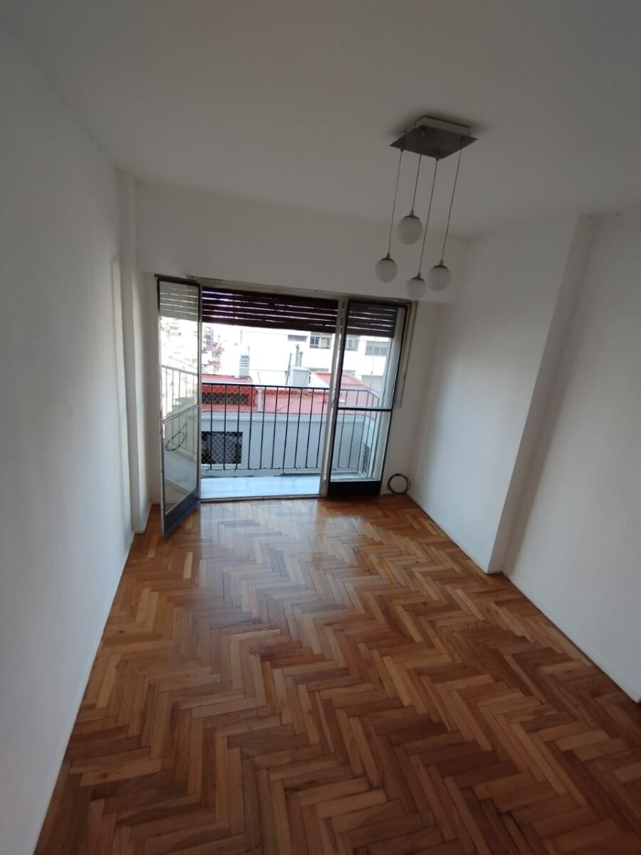 BELGRANO - UB - Zabala 1739 - 2 amb c/balcón - $820.000 - Exp $238K - 7