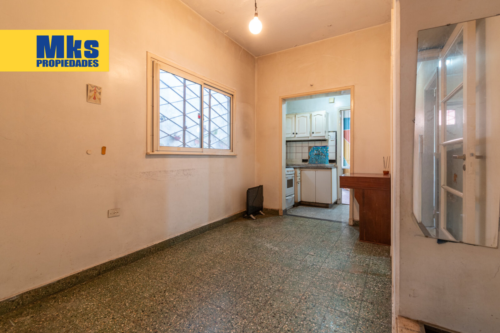 Venta. Casa Lote propio. 3 ambientes. Terraza, galpon y cochera. Valentin Alsina. - 6