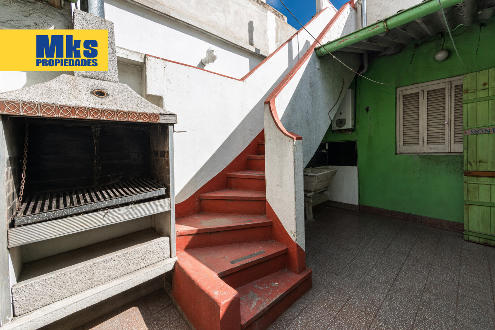 Venta. Casa Lote propio. 3 ambientes. Terraza, galpon y cochera. Valentin Alsina. - 20