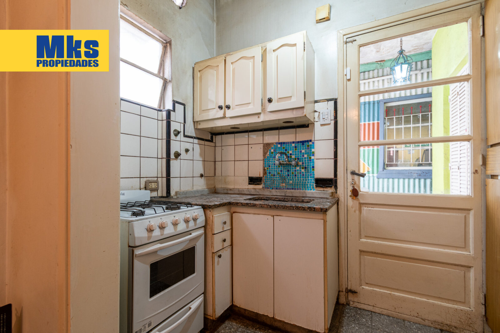 Venta. Casa Lote propio. 3 ambientes. Terraza, galpon y cochera. Valentin Alsina. - 5