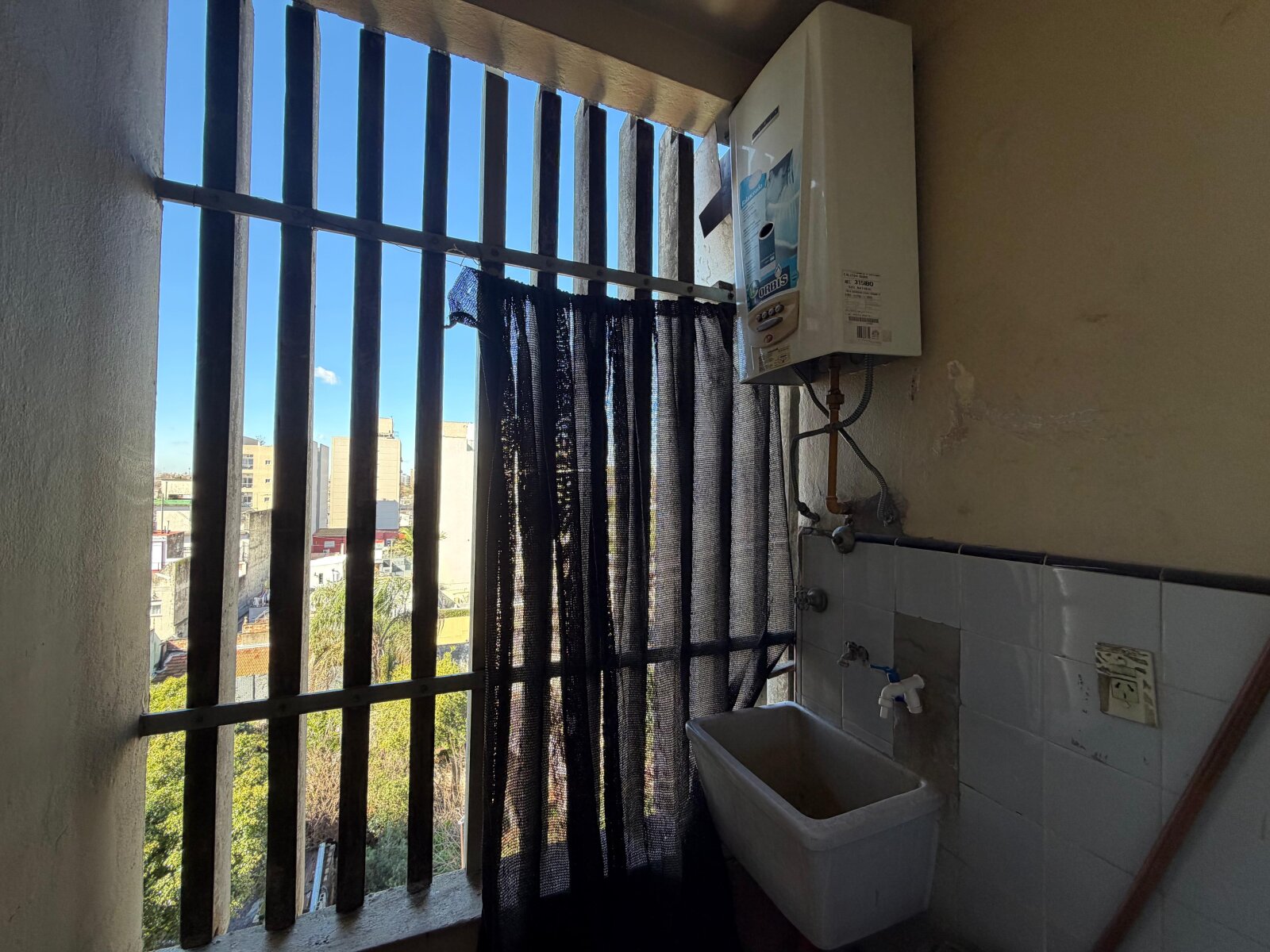 Departamento de 2 ambientes con balcón - 9