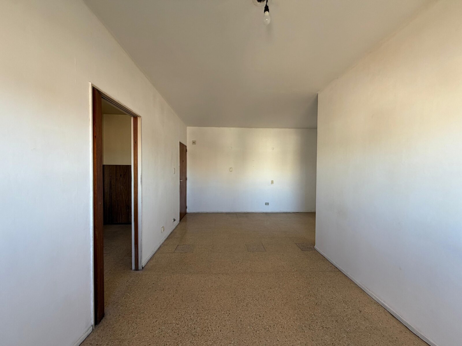 Departamento de 2 ambientes con balcón - 14